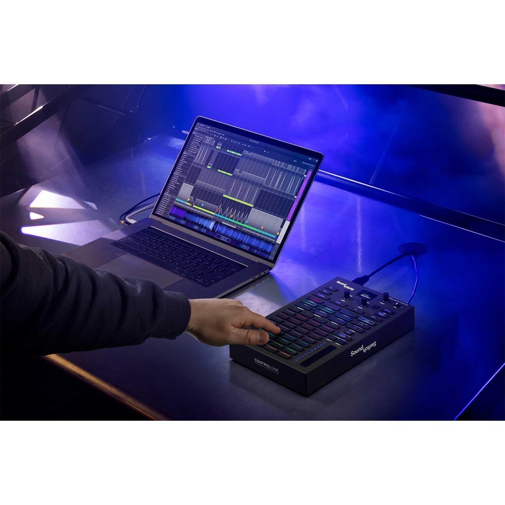 SoundSwitch Control One Professional DJ DMX Universe Lighting Controller w Case