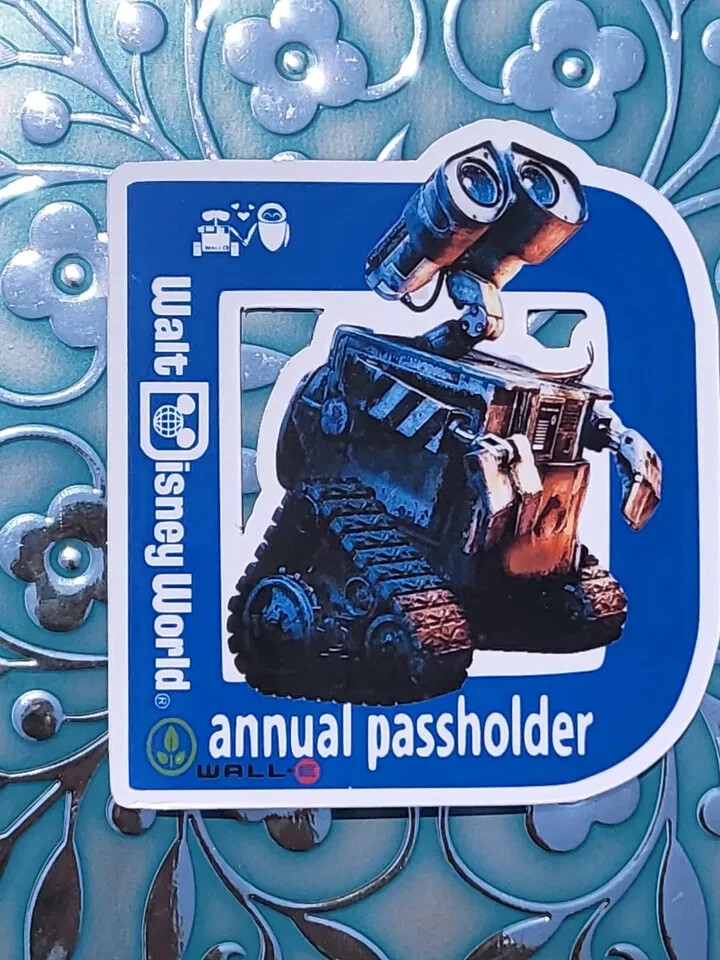 Disney passholder Magnet 2024 WALL·E
