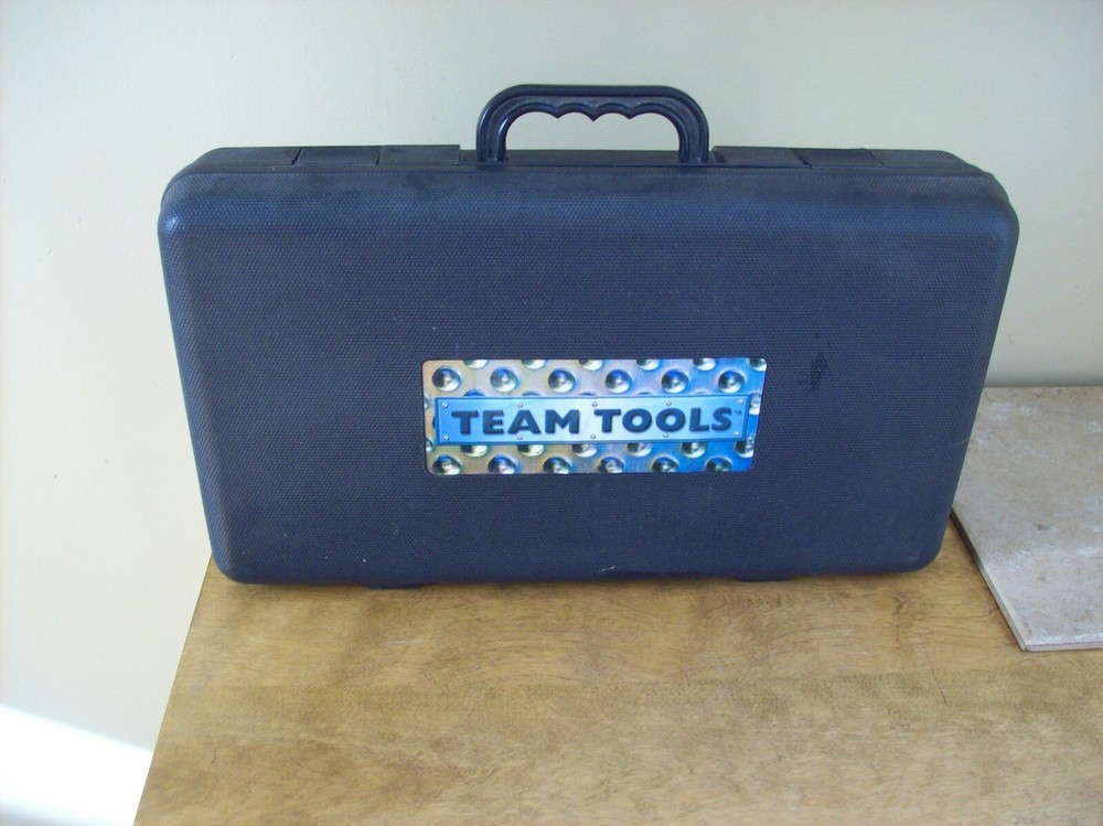 Team Tools 4 Piece Laser Level Kit. NEVER USED.