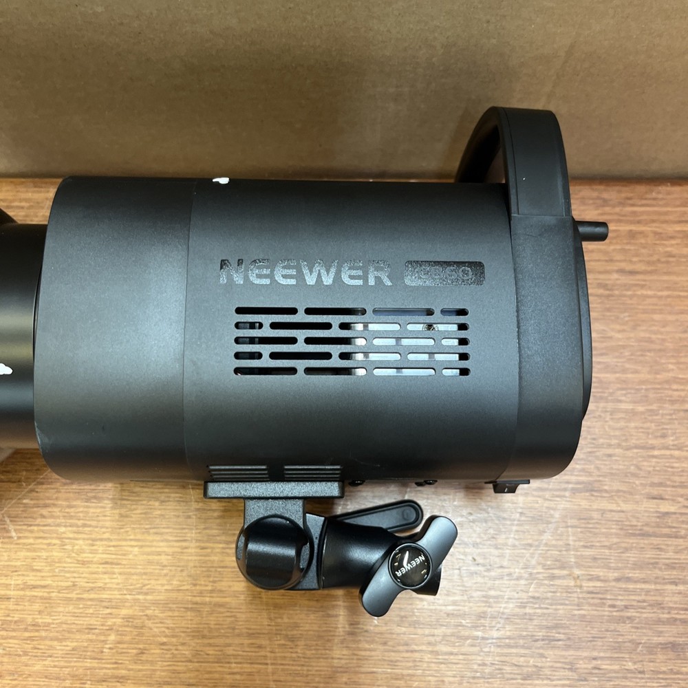 NEEWER CB60 LED Video Light