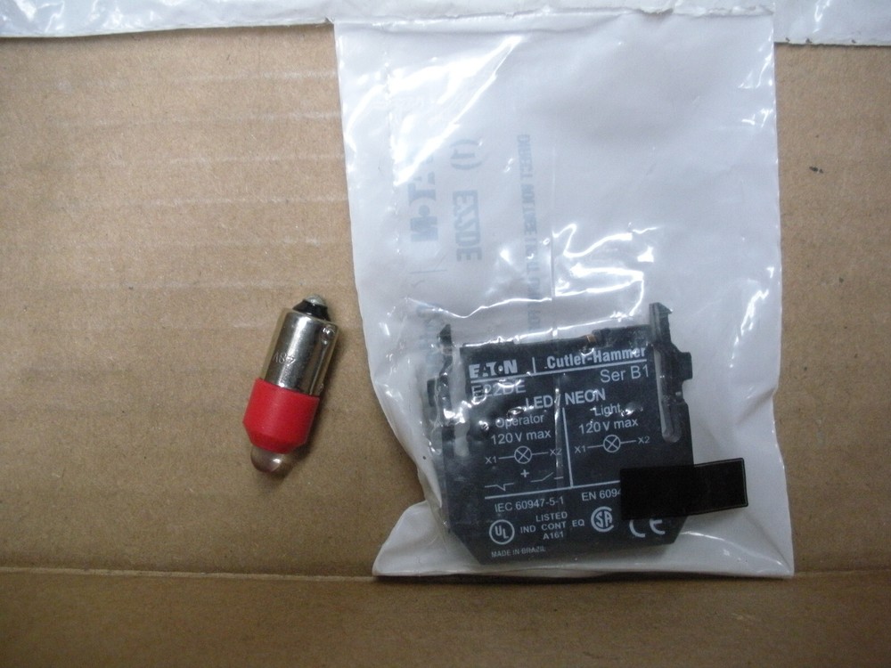Eaton E22H2X53 22.5mm 48v LED pilot light indicator red 10 available