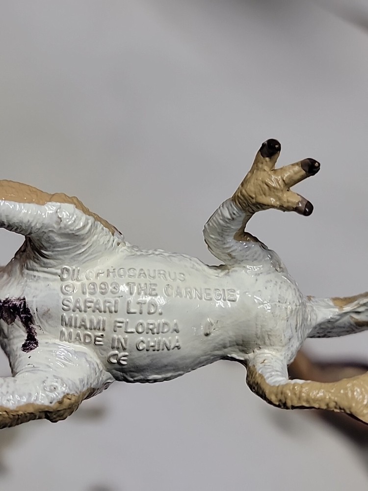Carnegie collection 1993 Dillphosaurus Dinosaur Type 1