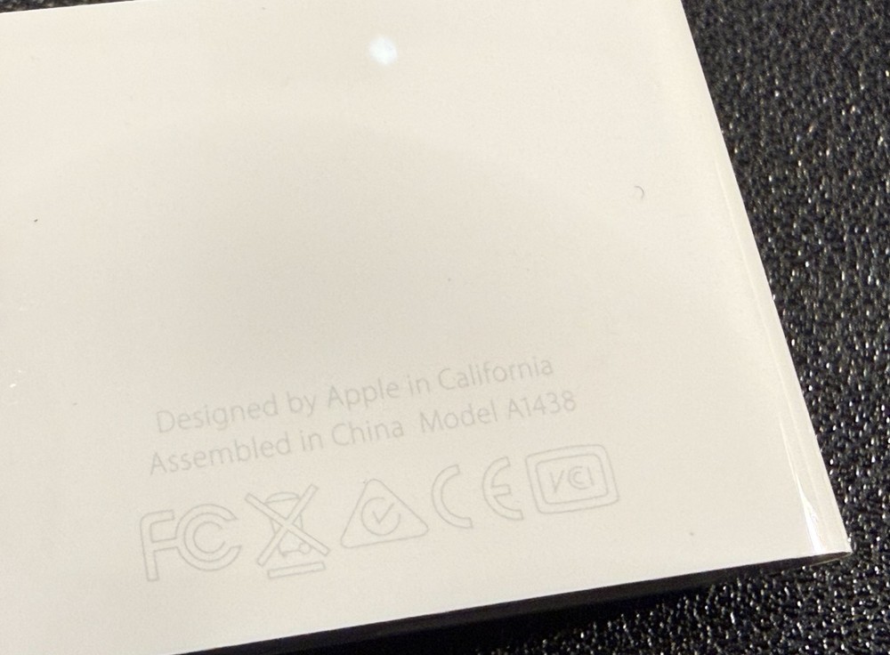 Authentic Apple Lightning A1619 and A1438 Bundle