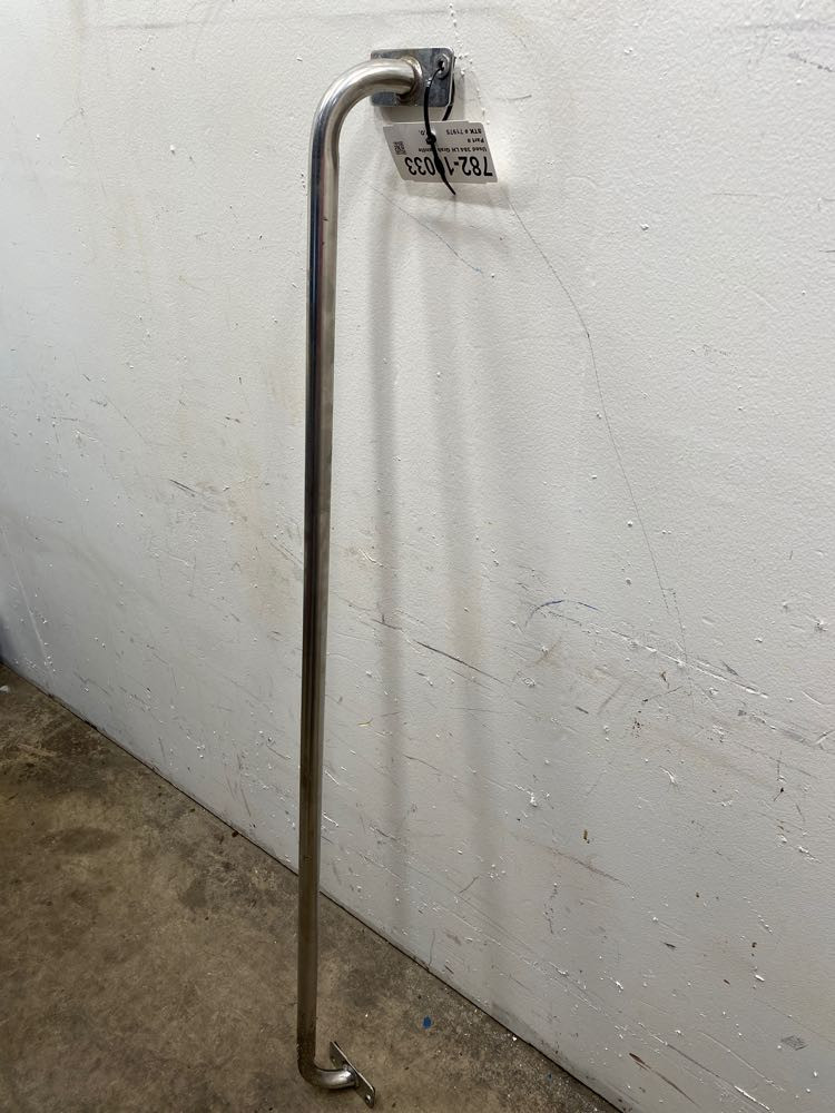2014 Peterbilt 384 Grab Handle (782-10033)