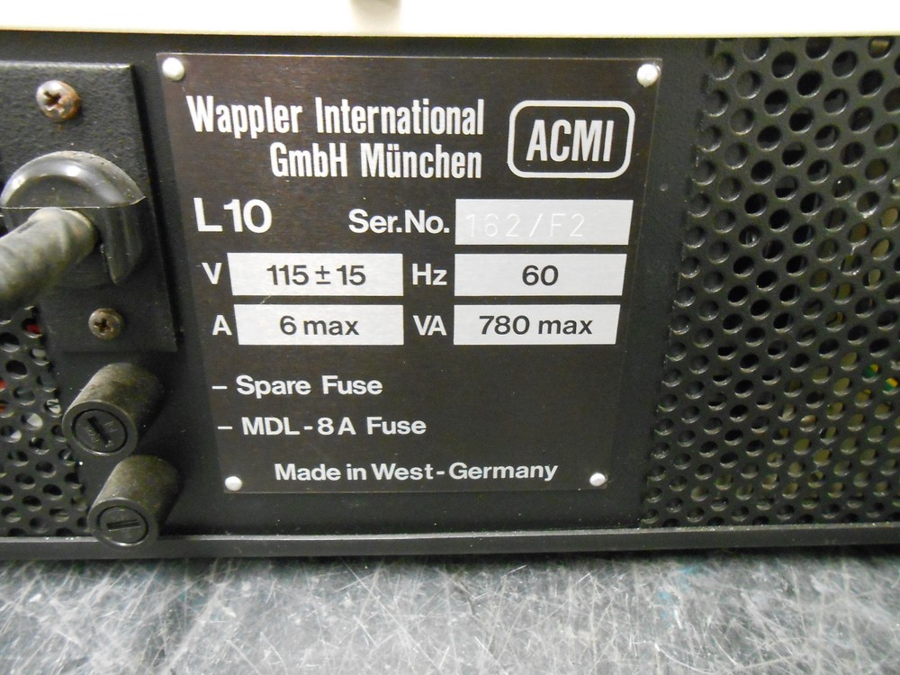 ACMI L-10 ENDOSCOPIC LIGHT SOURCE