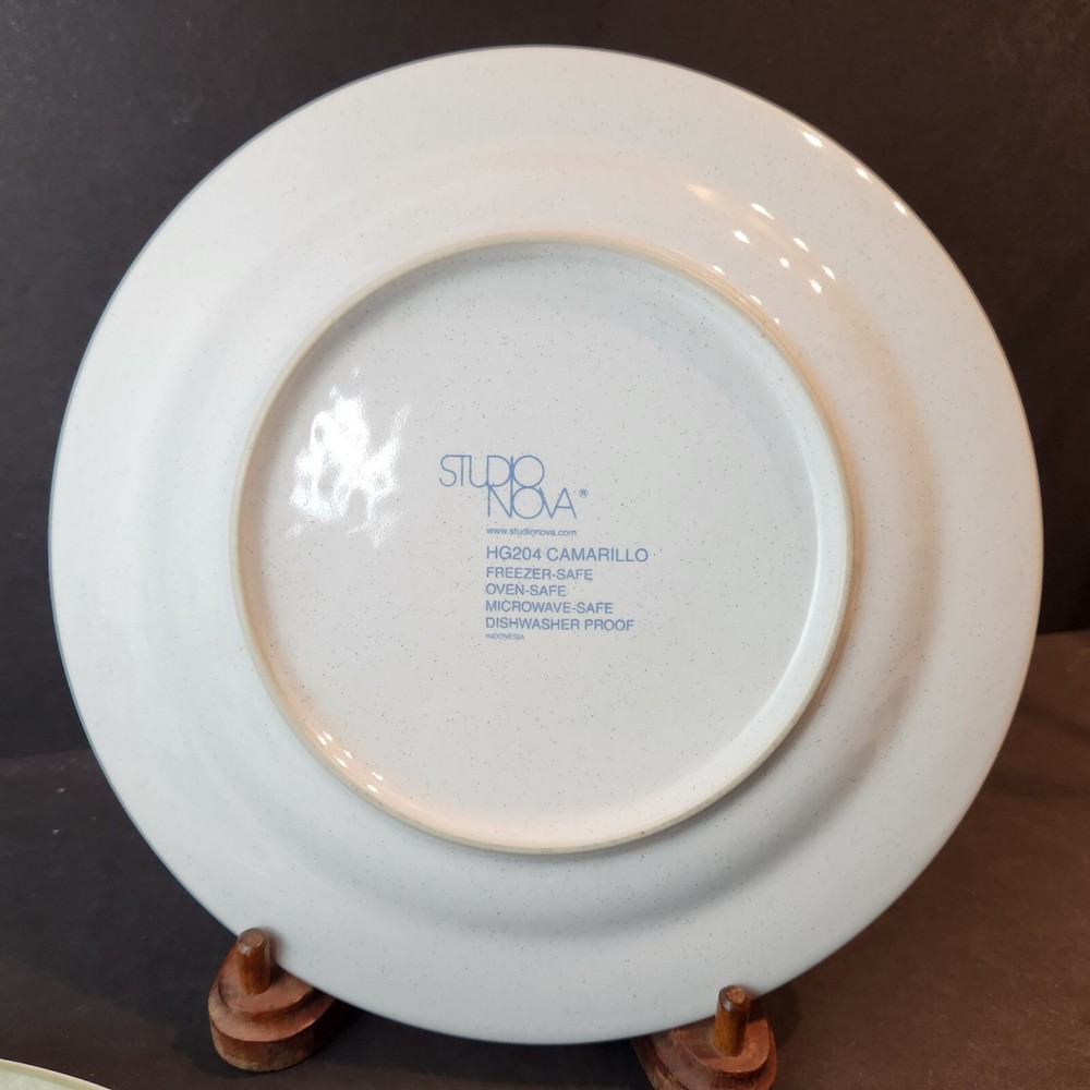 Camarillo by Studio Nova 4 Piece Place Setting