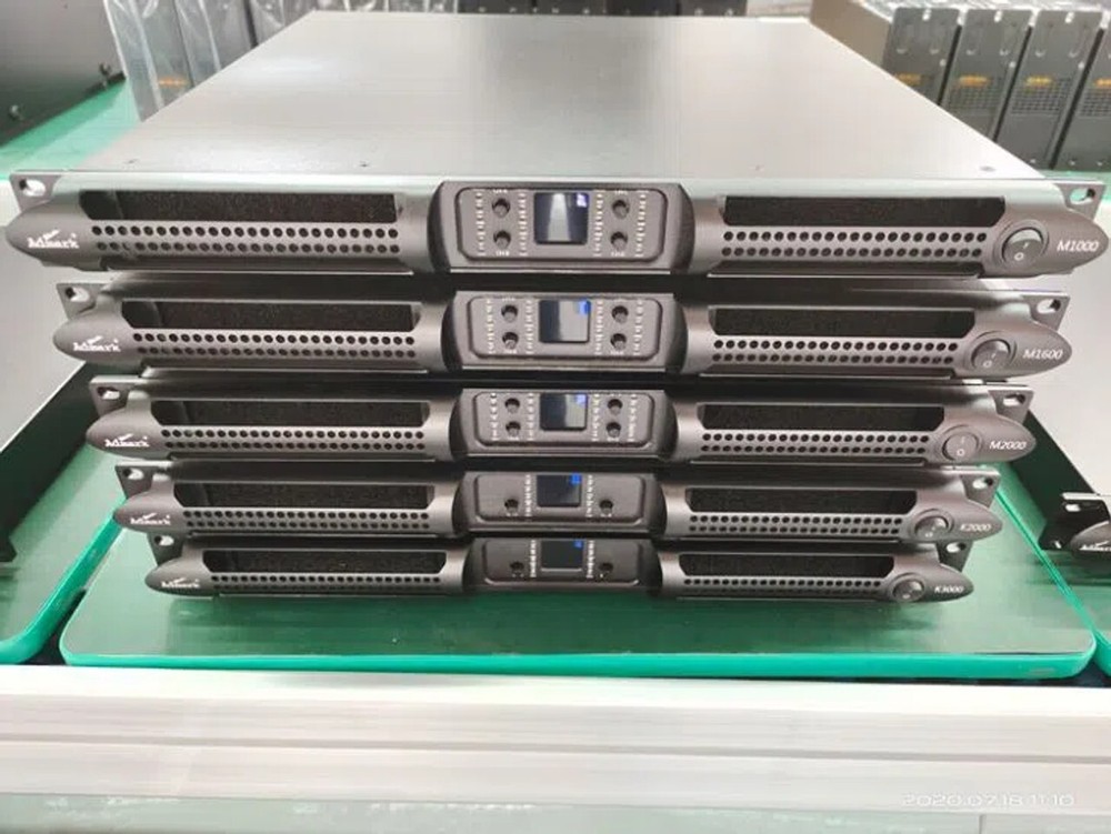 Admark AD30 Class-D Rack Power Class-D Amplifier 2-Channel 7500 Watts @ 2-Ohm