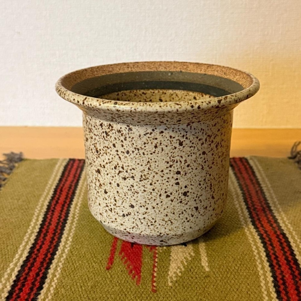 Kat & Roger Flower Pot Planter Ceramic Handmade Simple Interior