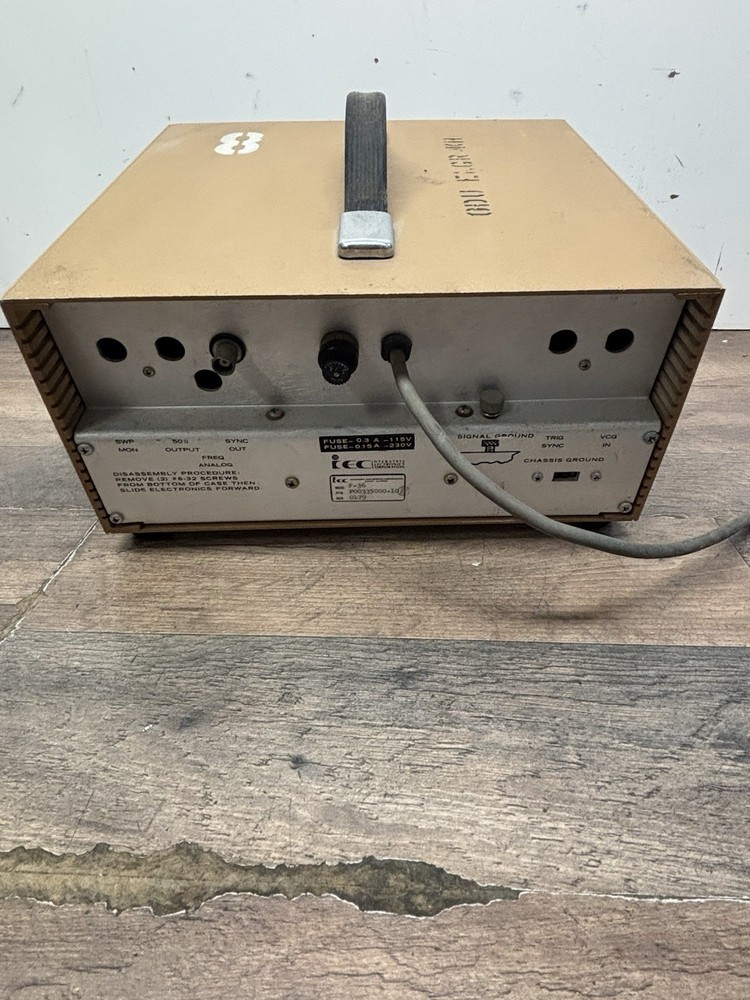 F36 AM/FM Function Generator