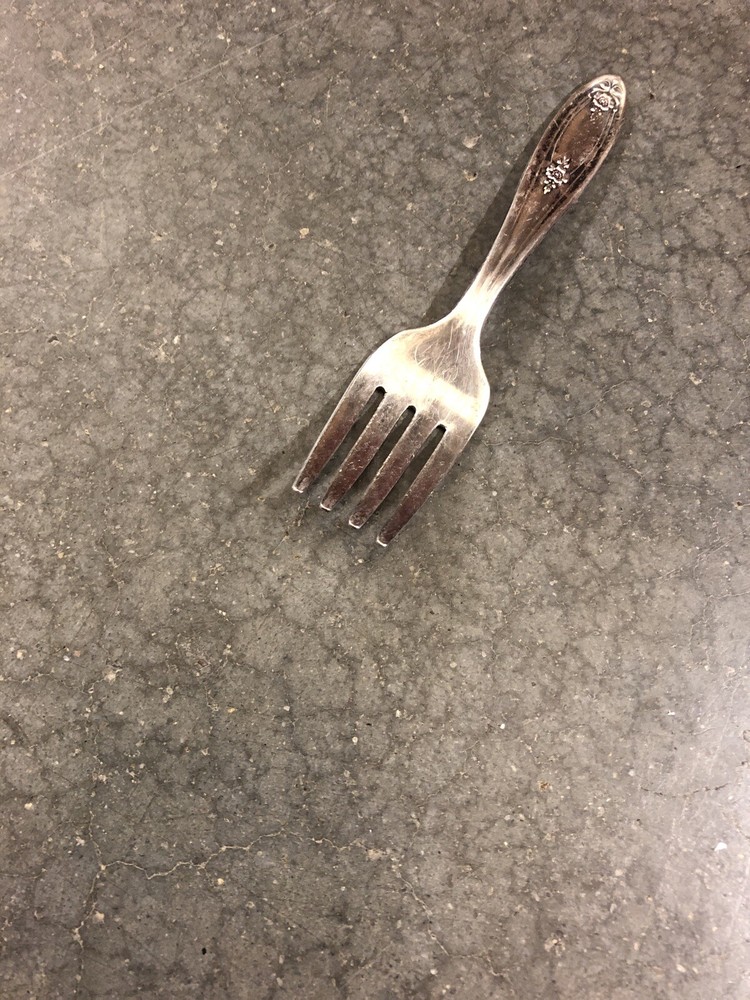 Oneida Silverplate Baby Fork Belford 4”