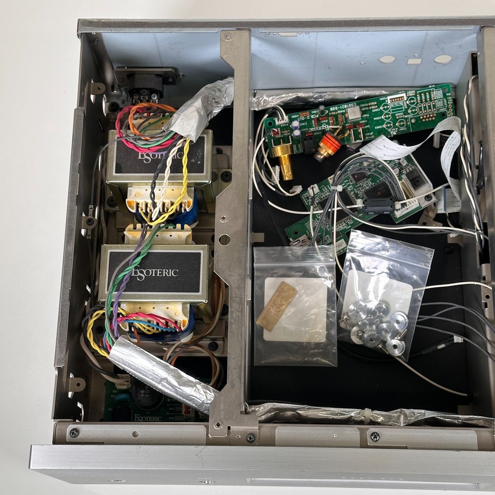 Esoteric X-03 SACD Player; Silver; AS-IS