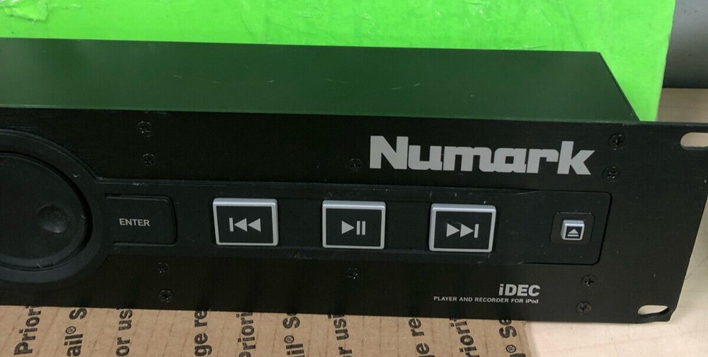 Numark iDEC A/V Playback and Recording Rack Interface for iPod (TESTED)