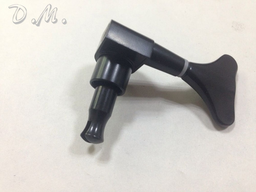 FOUR STRING GUITAR BASS TUNING MACHINE HEADS