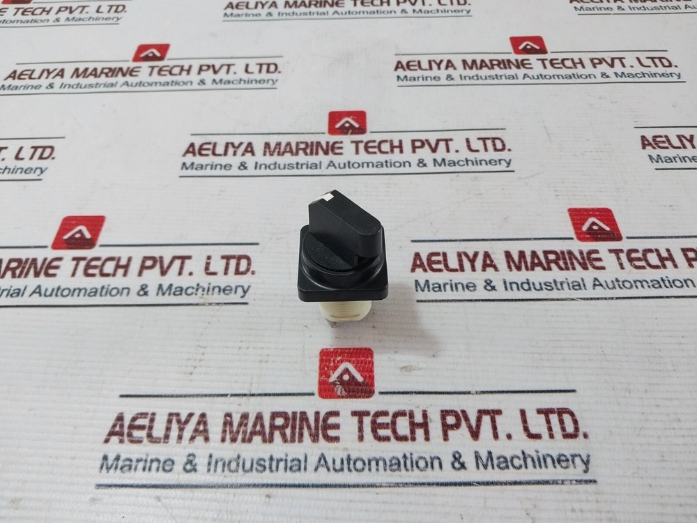 Square D D1G2S Selector Switch