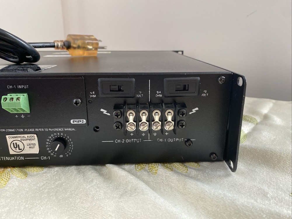 Crown Com-Tech 410 2-Channel Commercial Power Amplifier
