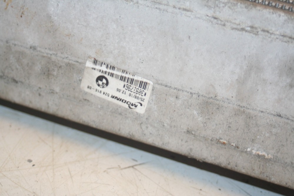 (95) 2010 BMW 1 SERIES E82. BOOST INTERCOOLER