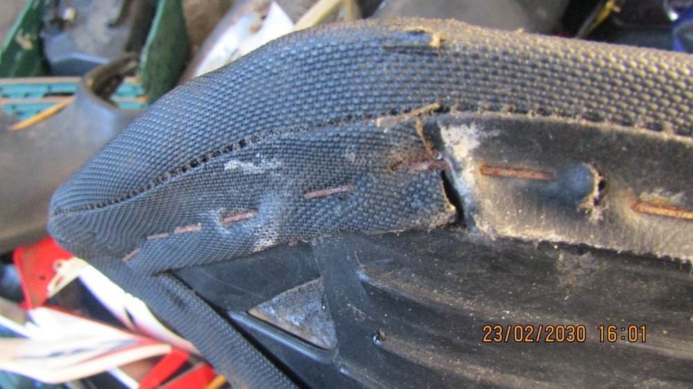 Suzuki gs500e 2004 seat