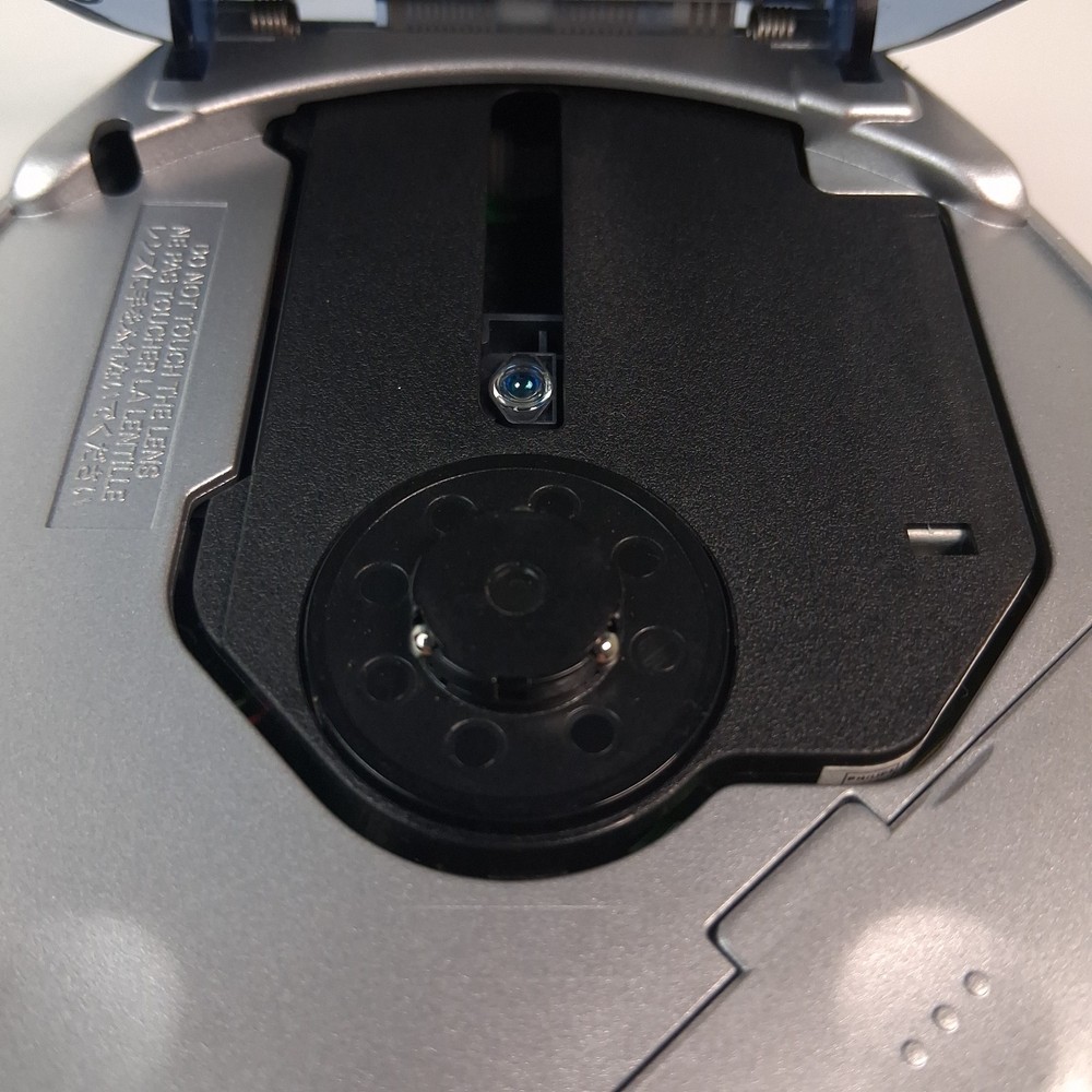 Philips Powersaving 40 ESP3 Personal CD Player 40 Second Skip Protection