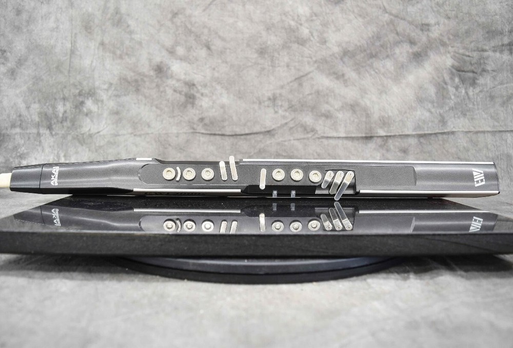 AKAI EWI4000S Wireless Electronic Wind Synthesizer
