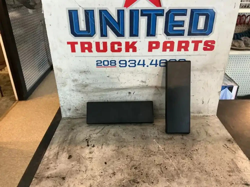 International DURASTAR (4300) Switch Panel Dash Panel 16867673