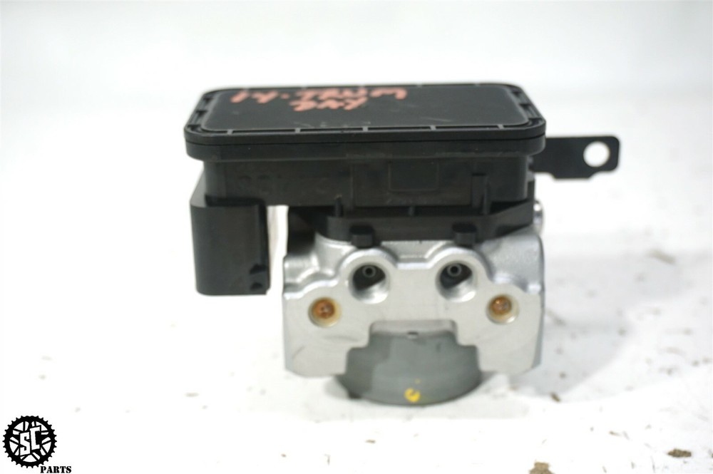 2014 TRIUMPH DAYTONA 675 ABS PUMP MODULE