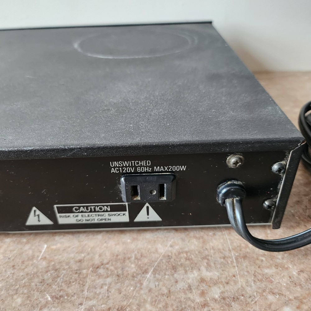NEC Tv Stereo Adaptor SA-84A powers Up