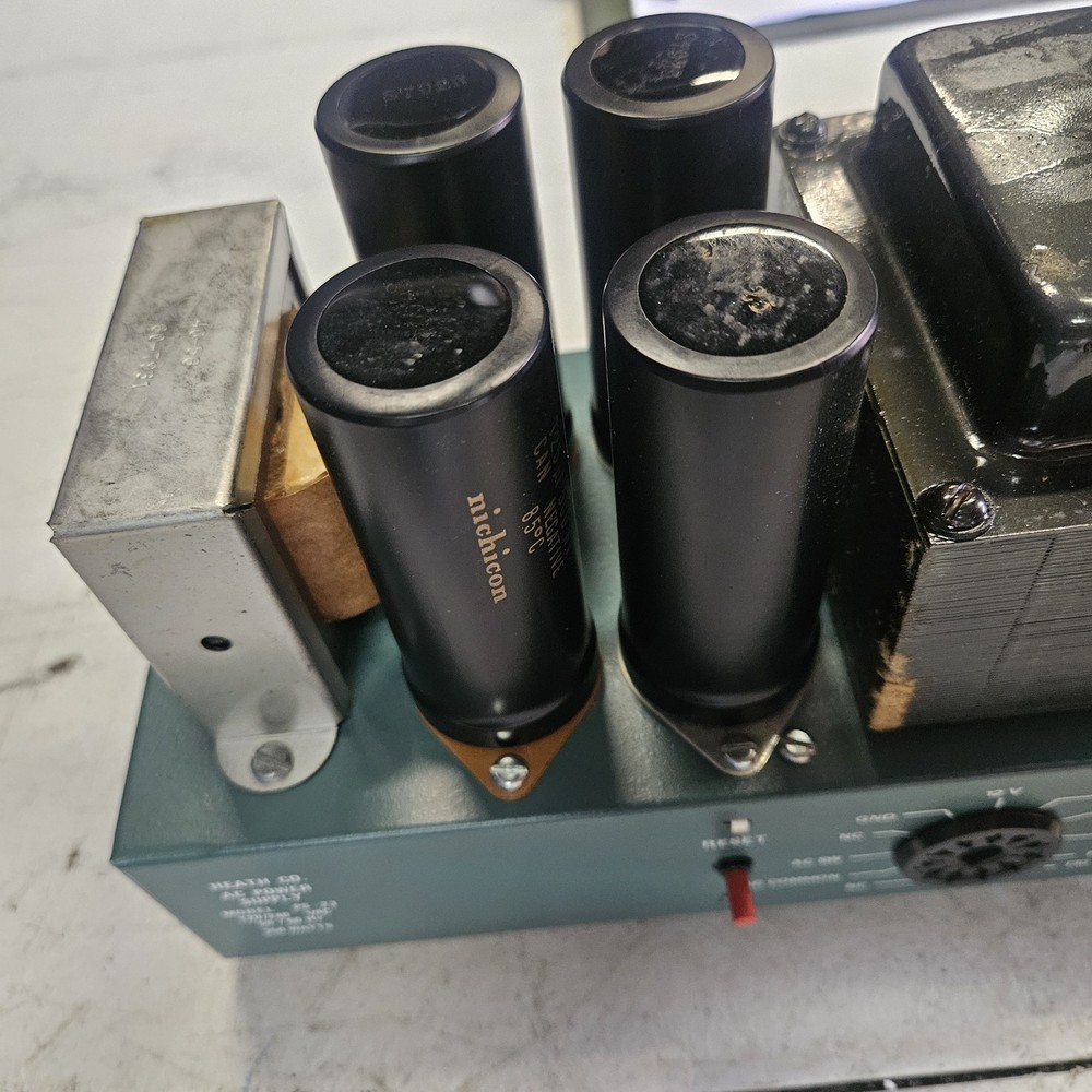BEAUTIFUL Heathkit AC Power Supply Model PS-23