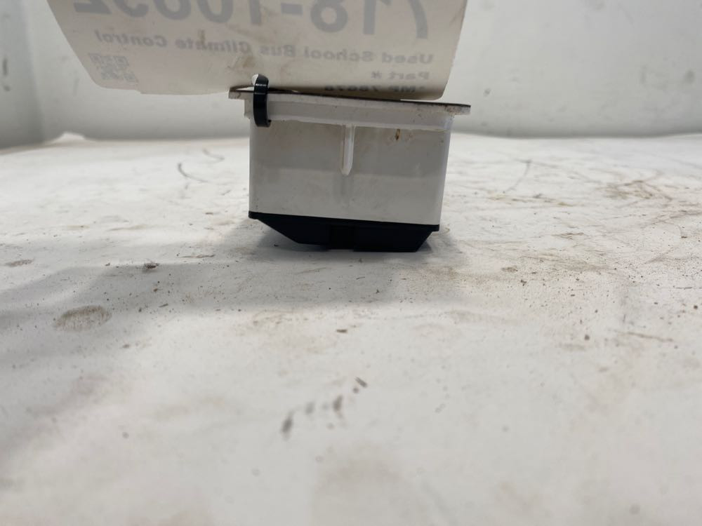 2015 Thomas Bus School Bus Climate Control (718-10892)