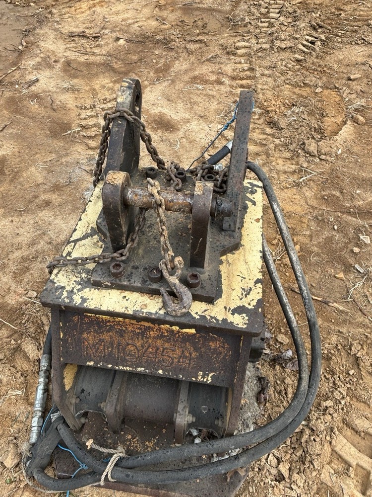 Case 580 Backhoe Excavator Plate Compactor