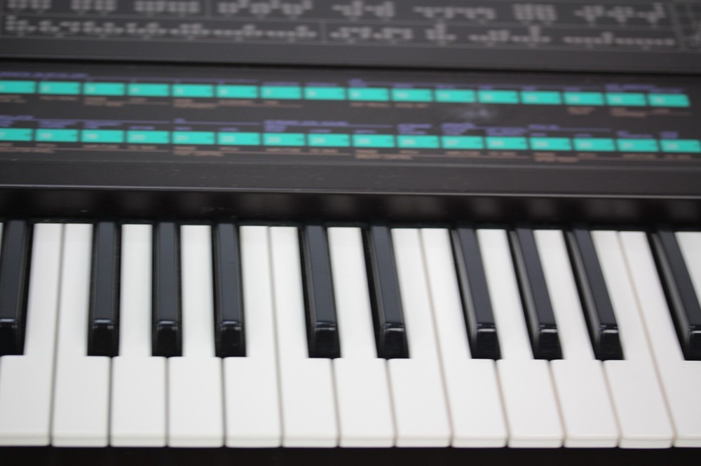 Yamaha DX7 Programmable Algorithm Synthesizer 1983 - 1987 - Black SHOP TESTED