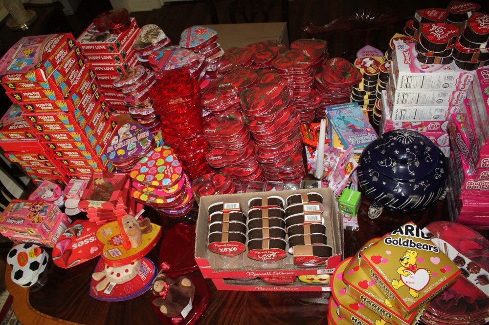 Candy Valentine BULK LOT Assorted Chocolate Hard & Soft 2 Pound Variety Pack