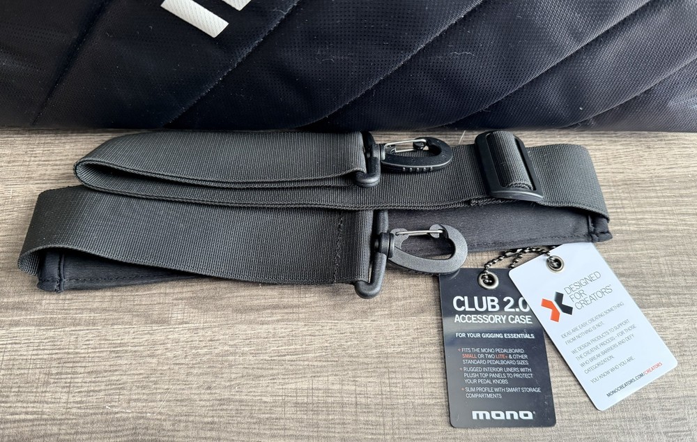 MONO Club 2.0 Accessory Case