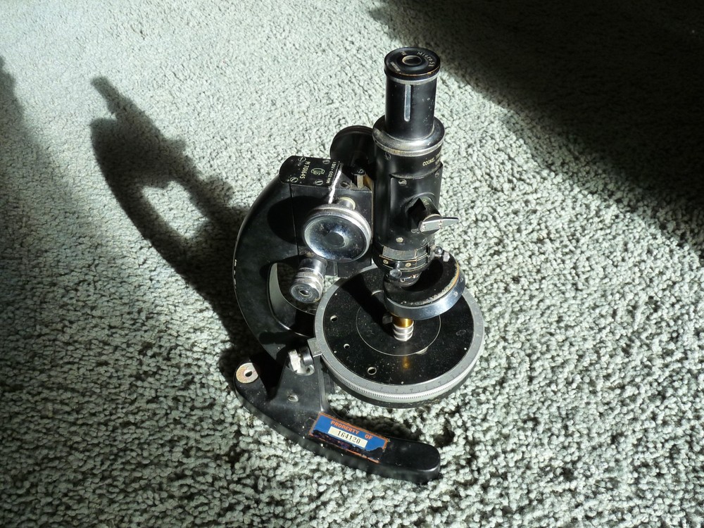 COOKE TROUGHTON SIMMS MICROSCOPE WITH CASE 14-890