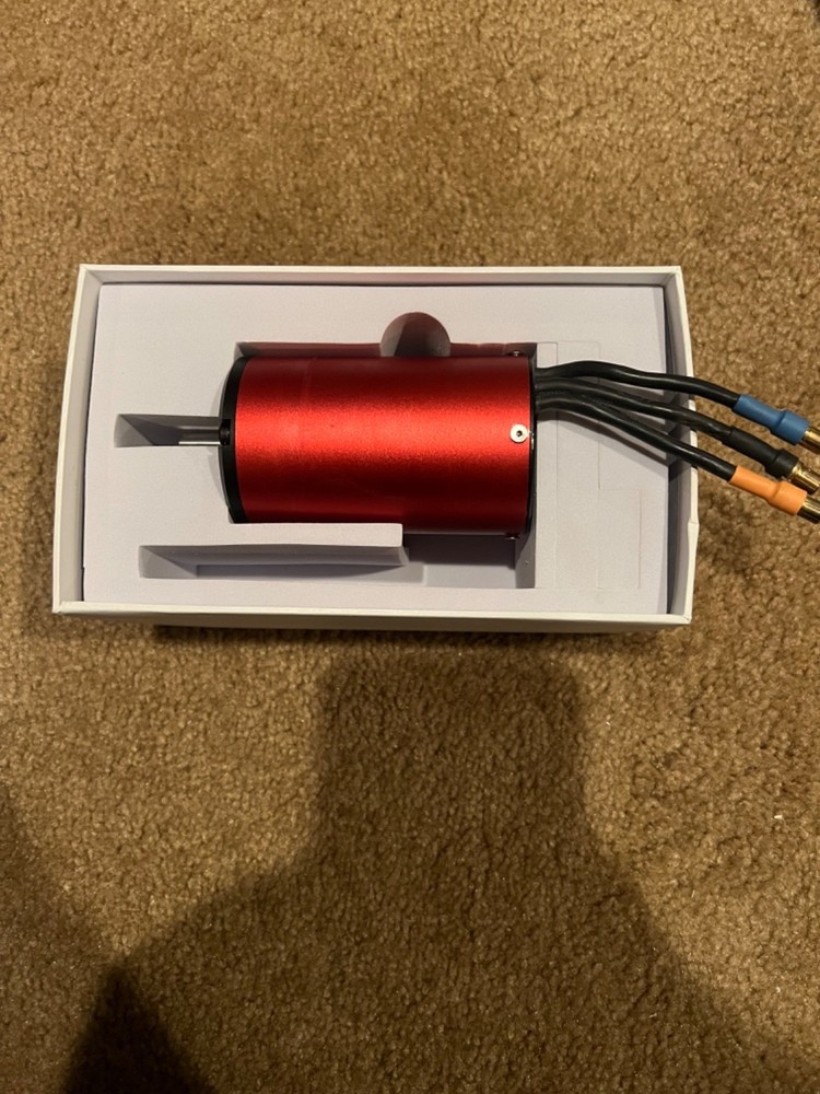 Leopard hobby 5692 brushless motor with water cooling jacket