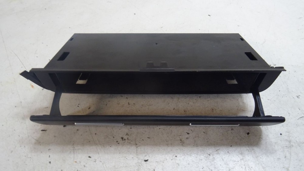 SEAT EXEO (2011) STORAGE COMPARTMENT DASHBOARD 8H0857058F