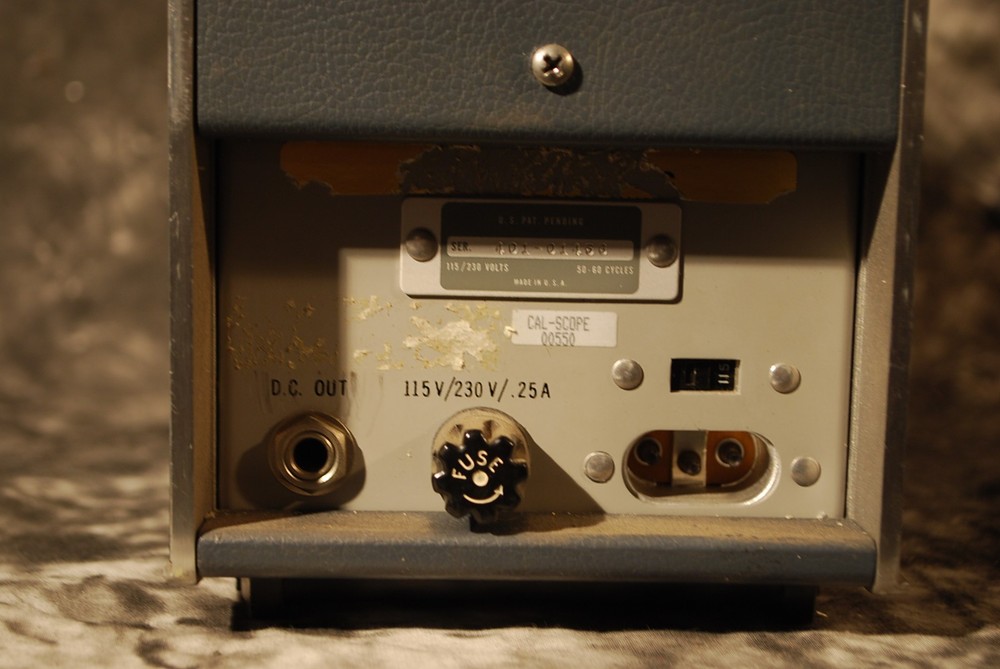 Hewlett-Packard 3400A RMS Voltmeter -- Tested and Working