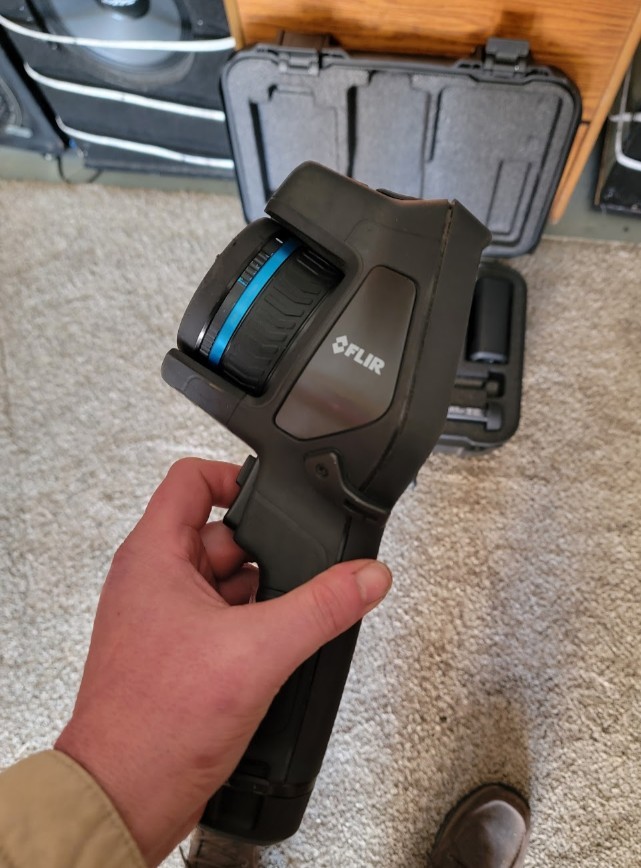 FLIR E75 Advanced Thermal Camera with Accessories Excellent Condition