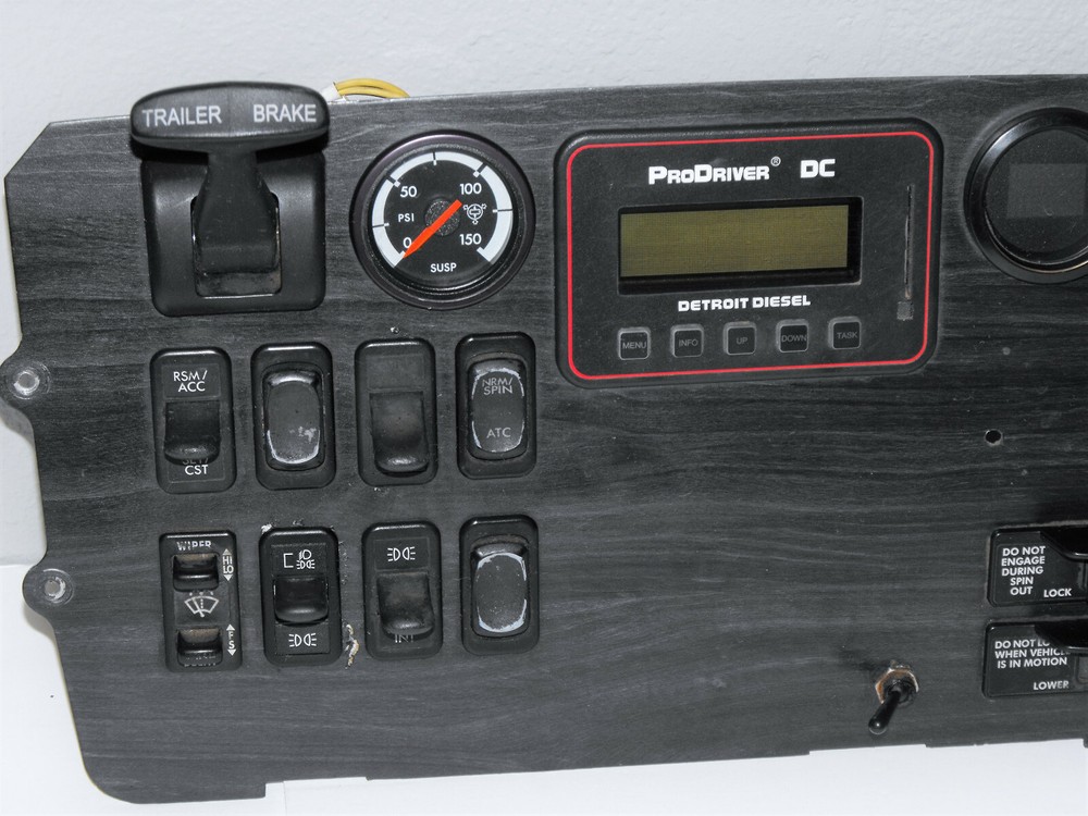 2006 Freightliner Columbia Century Switch Dash Panel