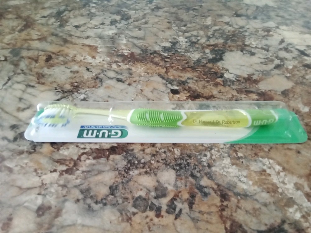 GUM Sunstar 525 Compact Soft Technique Deep Clean Green Handle