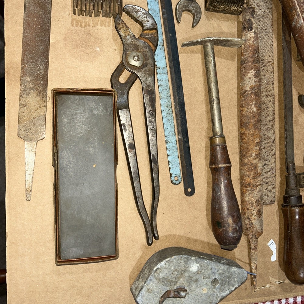 Vintage union tool chest full of tools