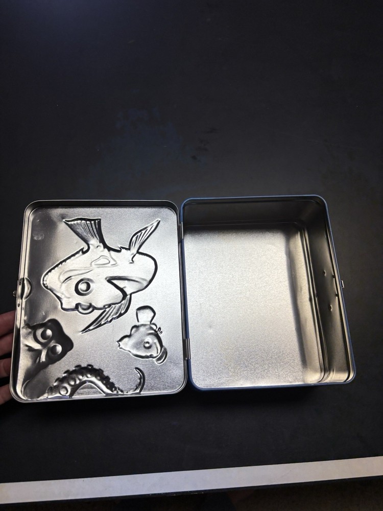 Finding Dory metal lunch box, Fast Shipping
