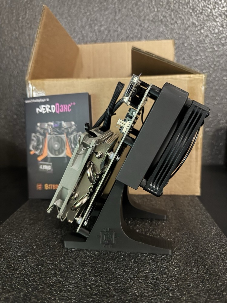 Nerdqaxe++ 6.1TH/s