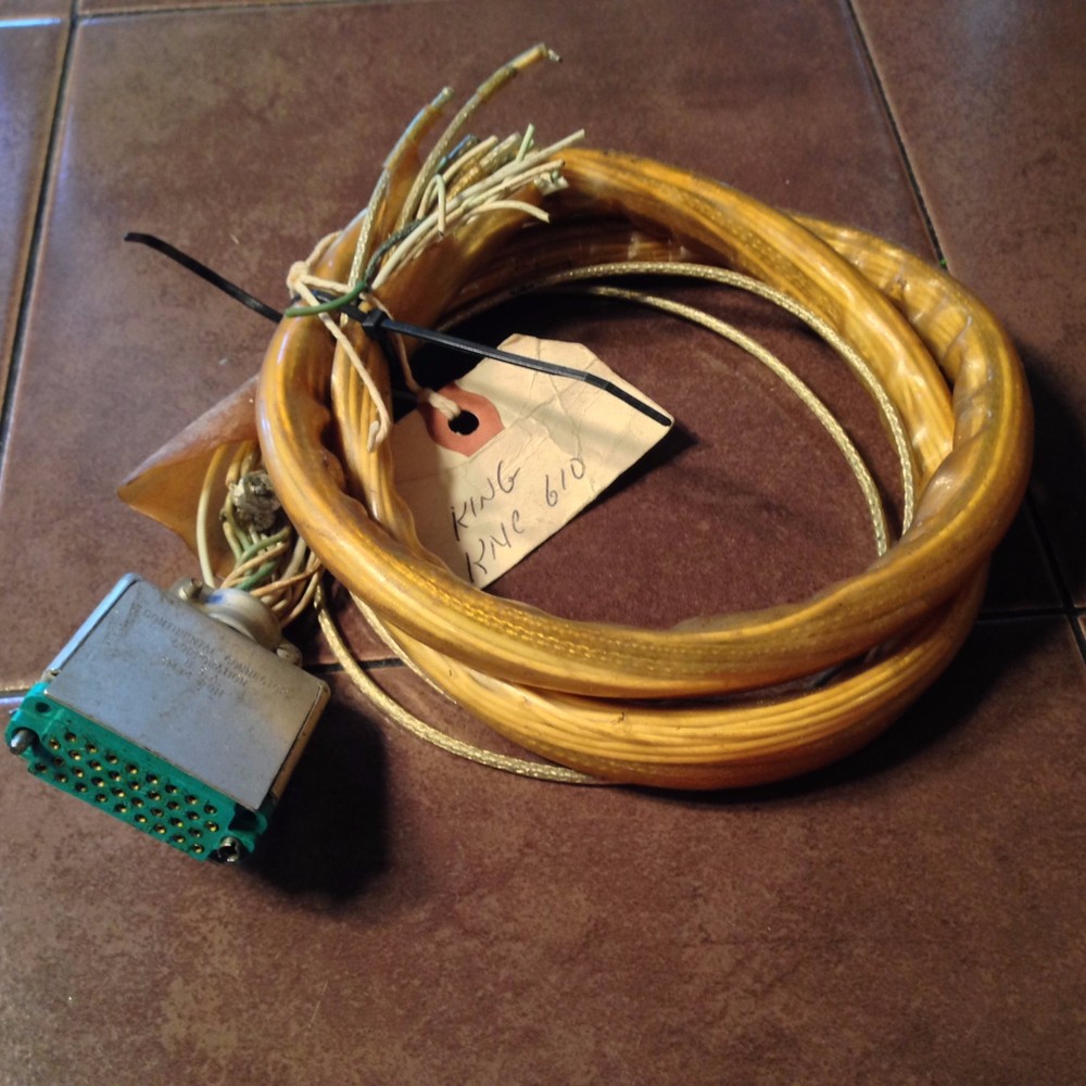 King KNC-610 Connector with wires