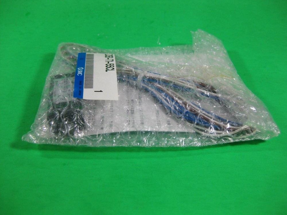 SMC Compact Pressure Switch -- ZSE1-T1-55CL -- New