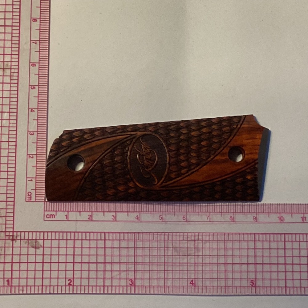 Grip for KIMBER 1911 Officer/Compact size Fish scale pattern, TH