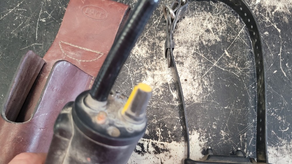 UNTESTED Tri-Tronics PRO 500 Training System Shock Collar Remote NO CHARGERS