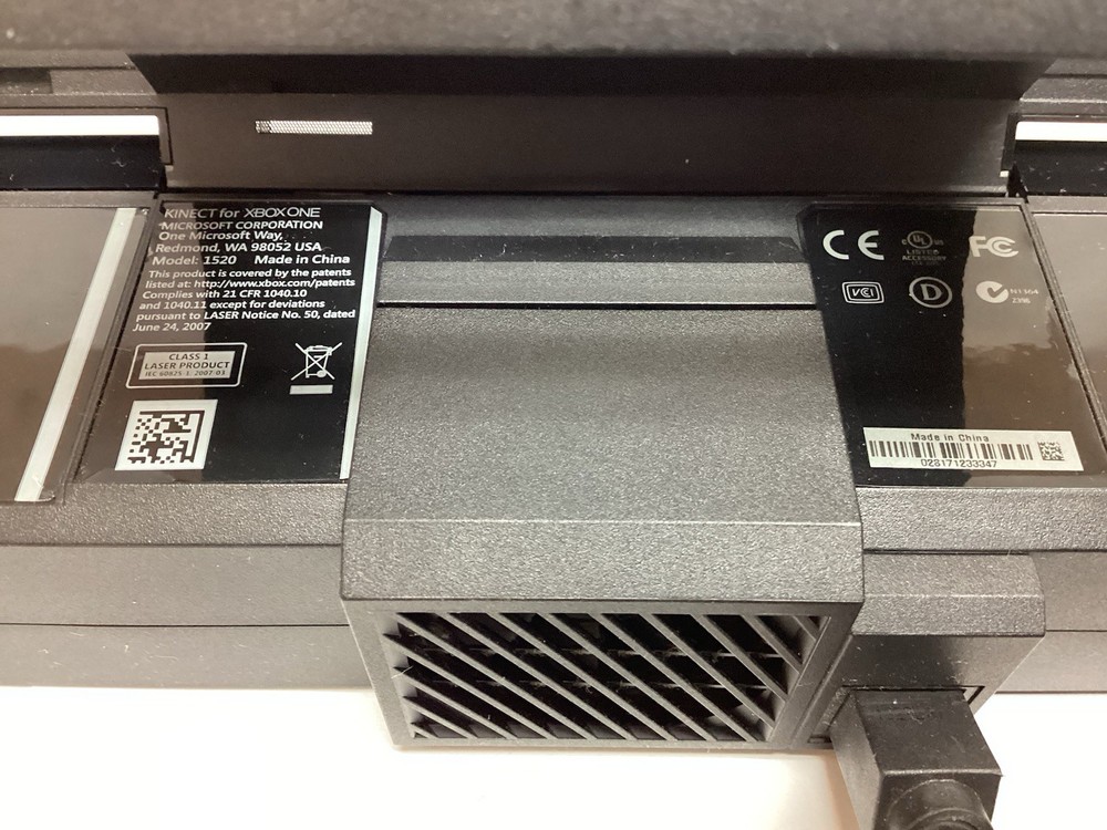 Microsoft Xbox One Kinect Wired Motion Sensor Black Model 1520 OEM