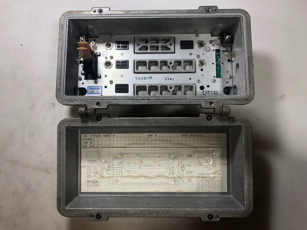 Sylvania 542A Housing