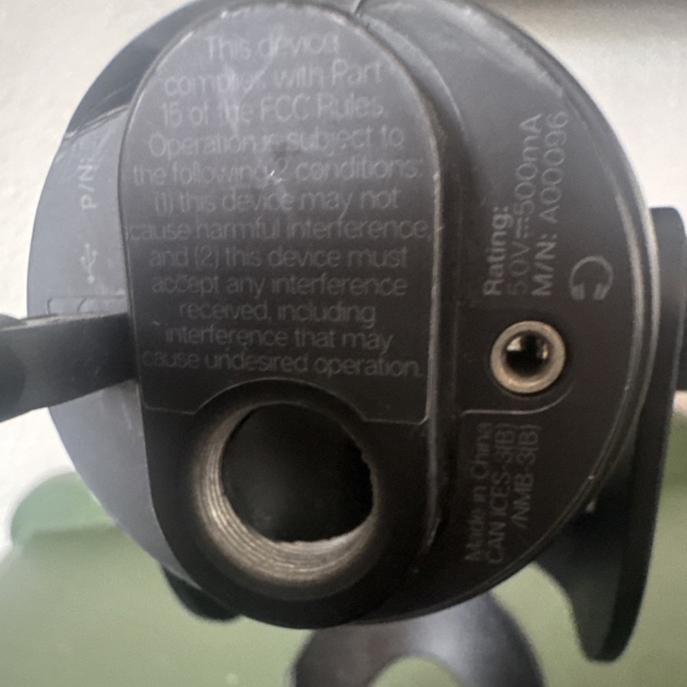 Blue Yeti USB Microphone Black Mute Volume Gain Multiple Polar Patterns