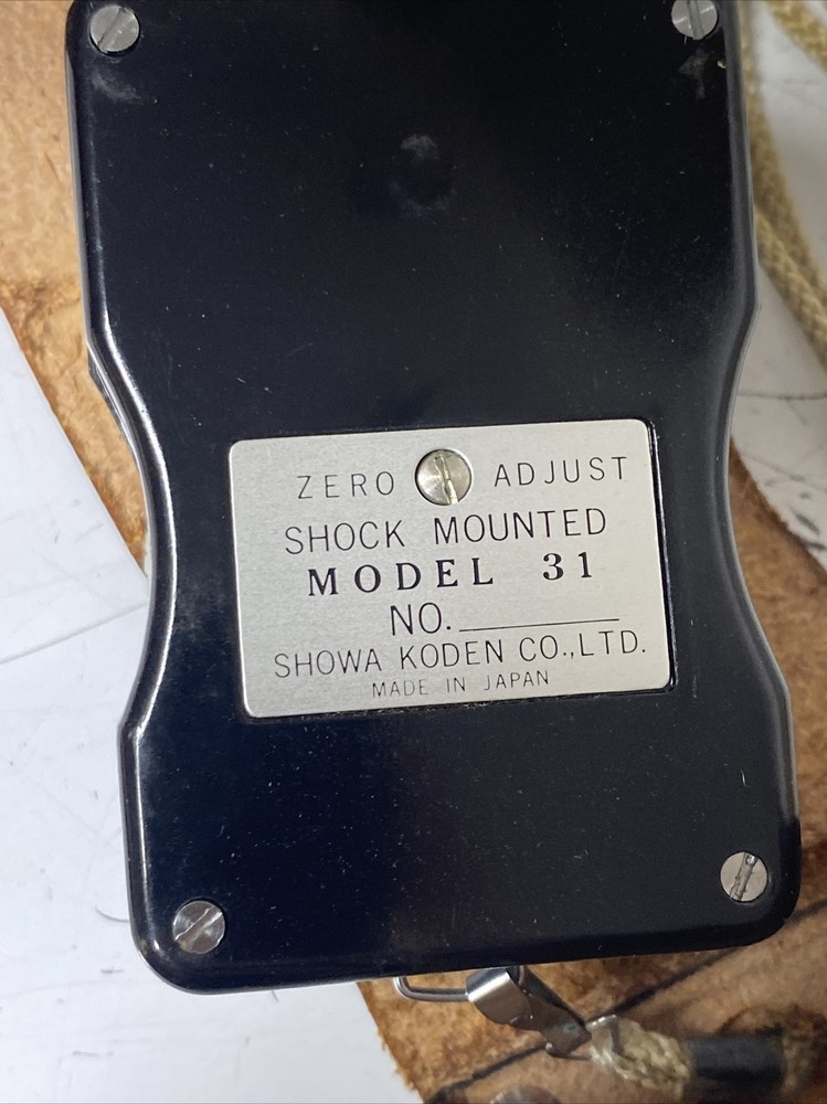 Vintage Sunset Unittic Light Meter Model 31 with Leather Case